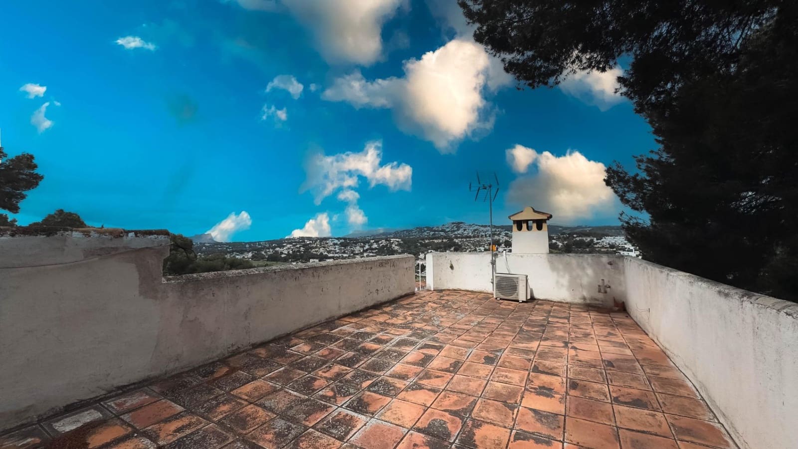 4 soveværelse Villa til salg i Moraira med swimmingpool garage - € 1.799.000 (Ref: 8999390)