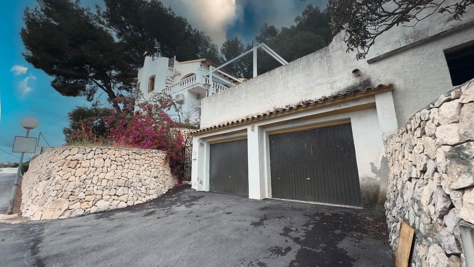 4 soveværelse Villa til salg i Moraira med swimmingpool garage - € 1.799.000 (Ref: 8999390)
