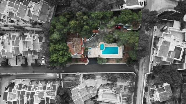 4 soveværelse Villa til salg i Moraira, Teulada-Moraira med swimmingpool garage - € 1.799.000 (Ref: 8999390)