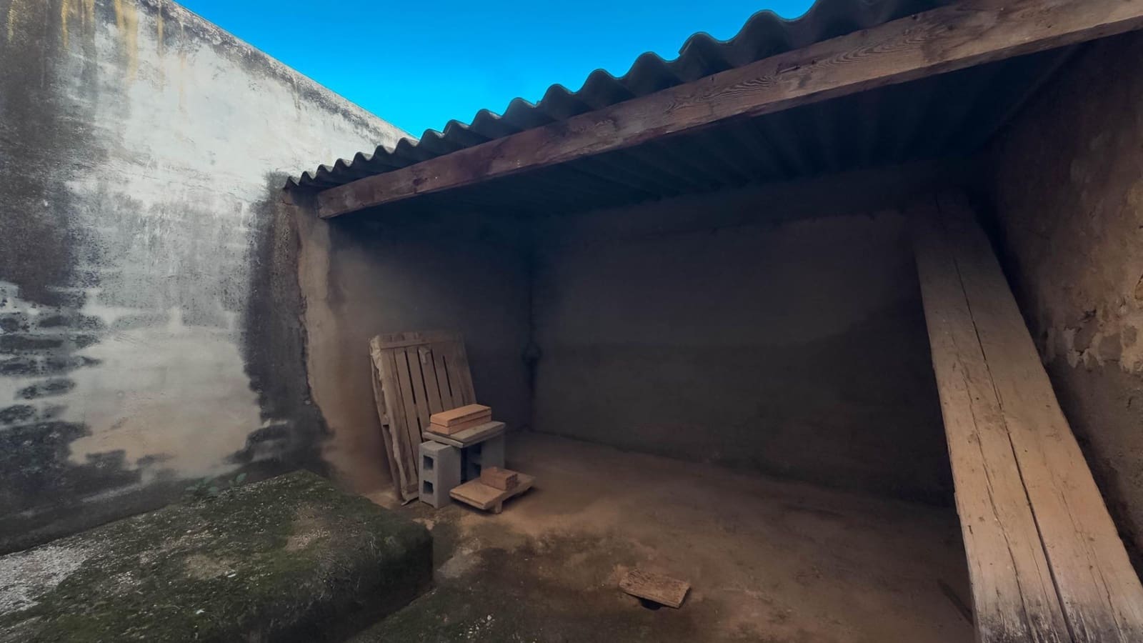 Terraced Villa for sale in Albatera - € 36,000 (Ref: 8999391)