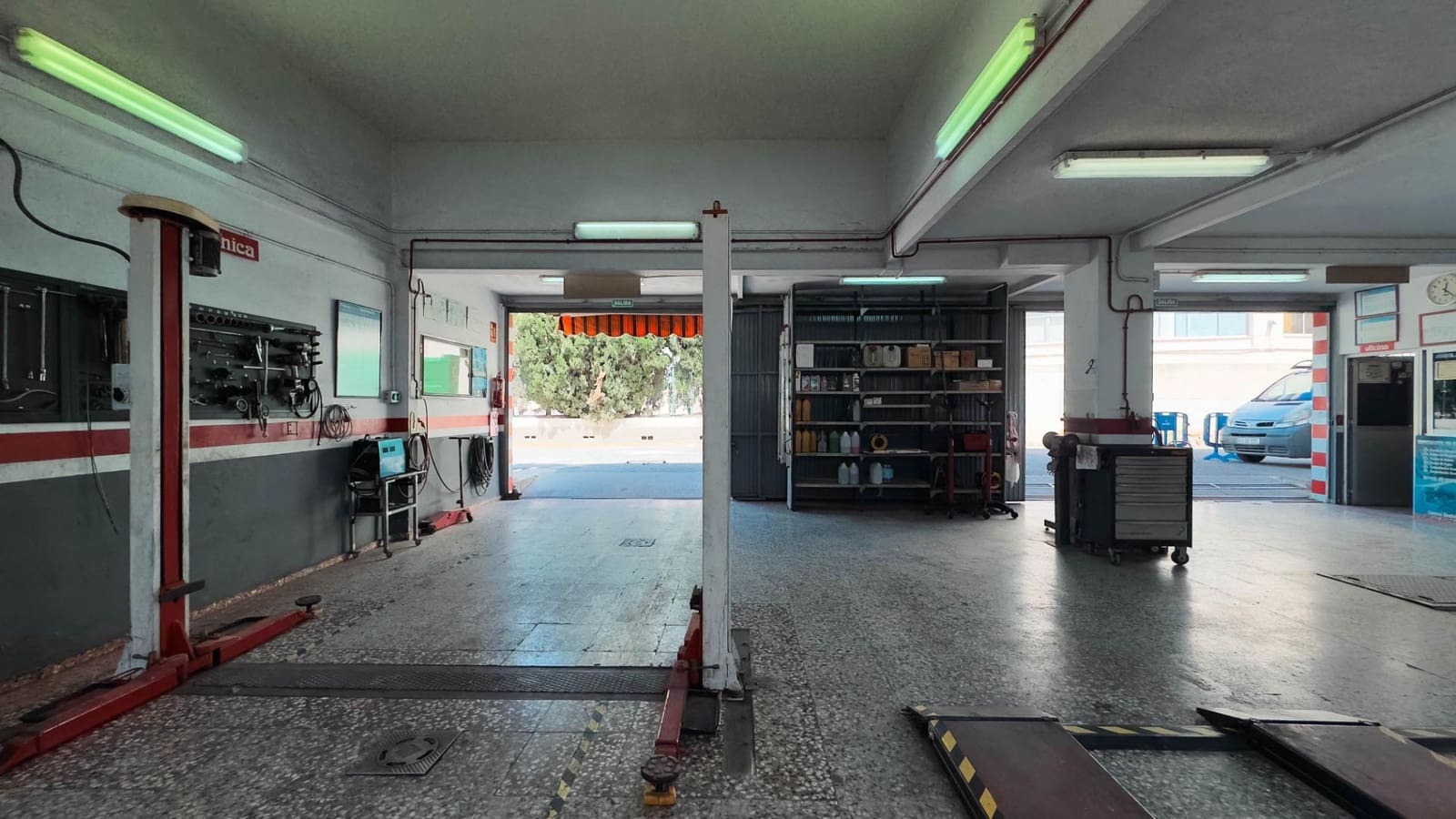 Commerciale in vendita in Benidorm - 260.000 € (Rif: 9003506)