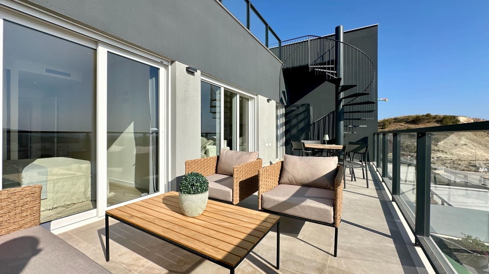 3 quarto Apartamento para venda em Finestrat com piscina - 415 000 € (Ref: 9003507)