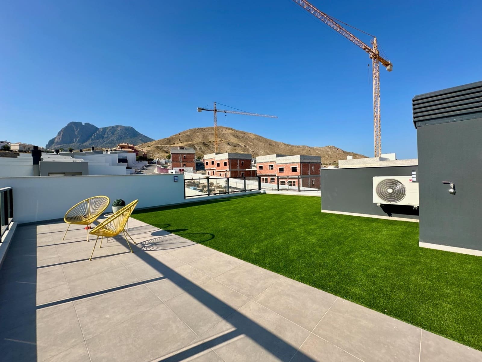 3 quarto Apartamento para venda em Finestrat com piscina - 415 000 € (Ref: 9003507)