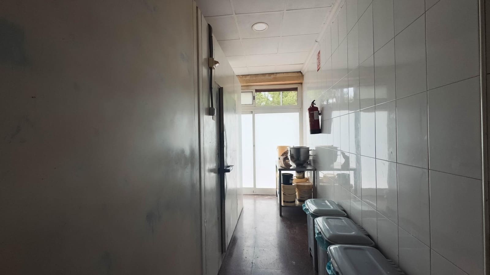 Kommersiell til salgs i San Vicente / Sant Vicent del Raspeig - € 200 000 (Ref: 9014624)