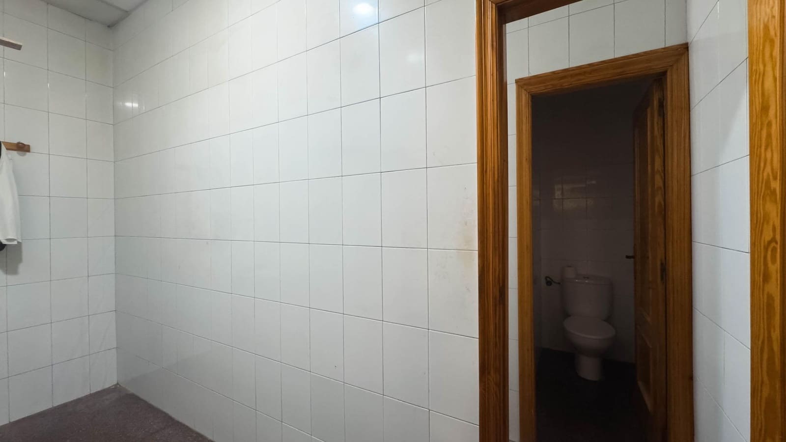 Kommersiell til salgs i San Vicente / Sant Vicent del Raspeig - € 200 000 (Ref: 9014624)