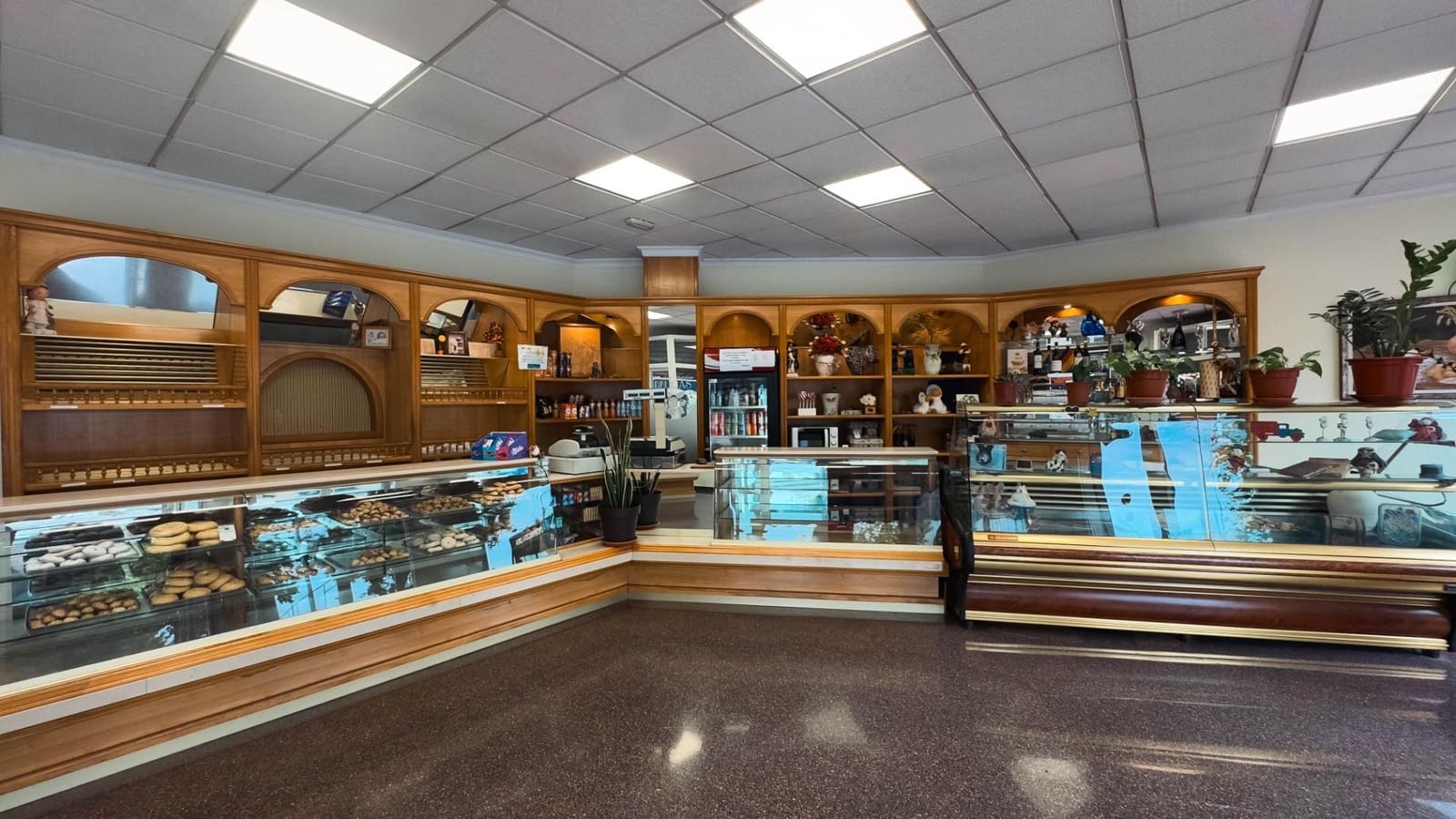 Kommersiell til salgs i San Vicente / Sant Vicent del Raspeig - € 200 000 (Ref: 9014624)