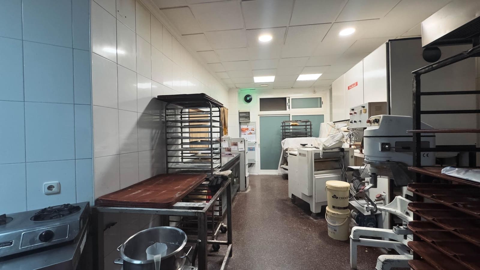 Kommersiell til salgs i San Vicente / Sant Vicent del Raspeig - € 200 000 (Ref: 9014624)