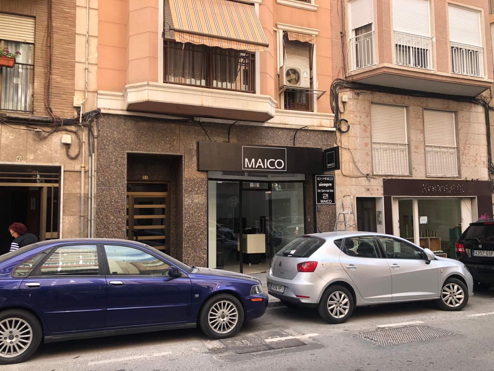 Erhverv til salg i Elche / Elx - € 84.000 (Ref: 9018157)