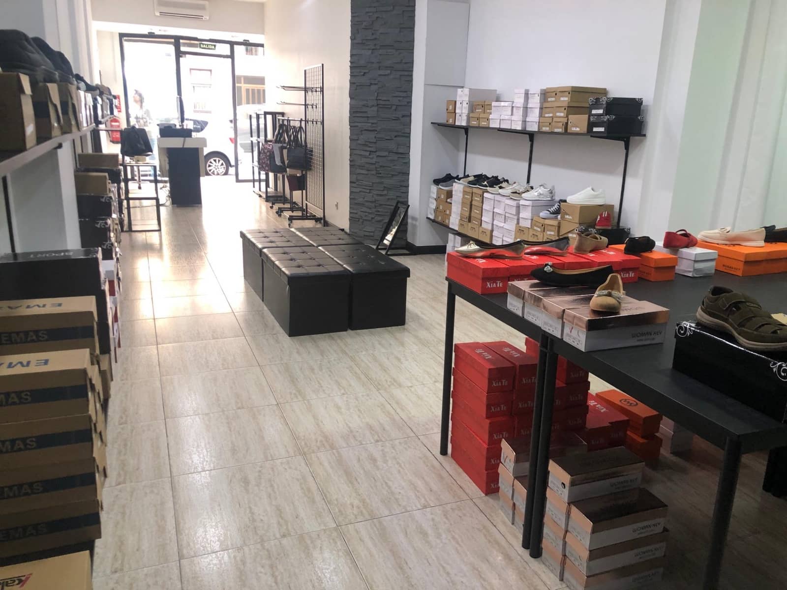 Kommersiell til salgs i Elche / Elx - € 79 000 (Ref: 9018157)