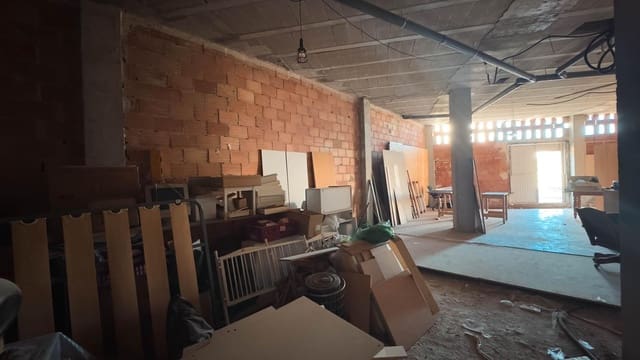 Commercieel te koop in El Palmar, Murcia stad - € 96.000 (Ref: 9018159)