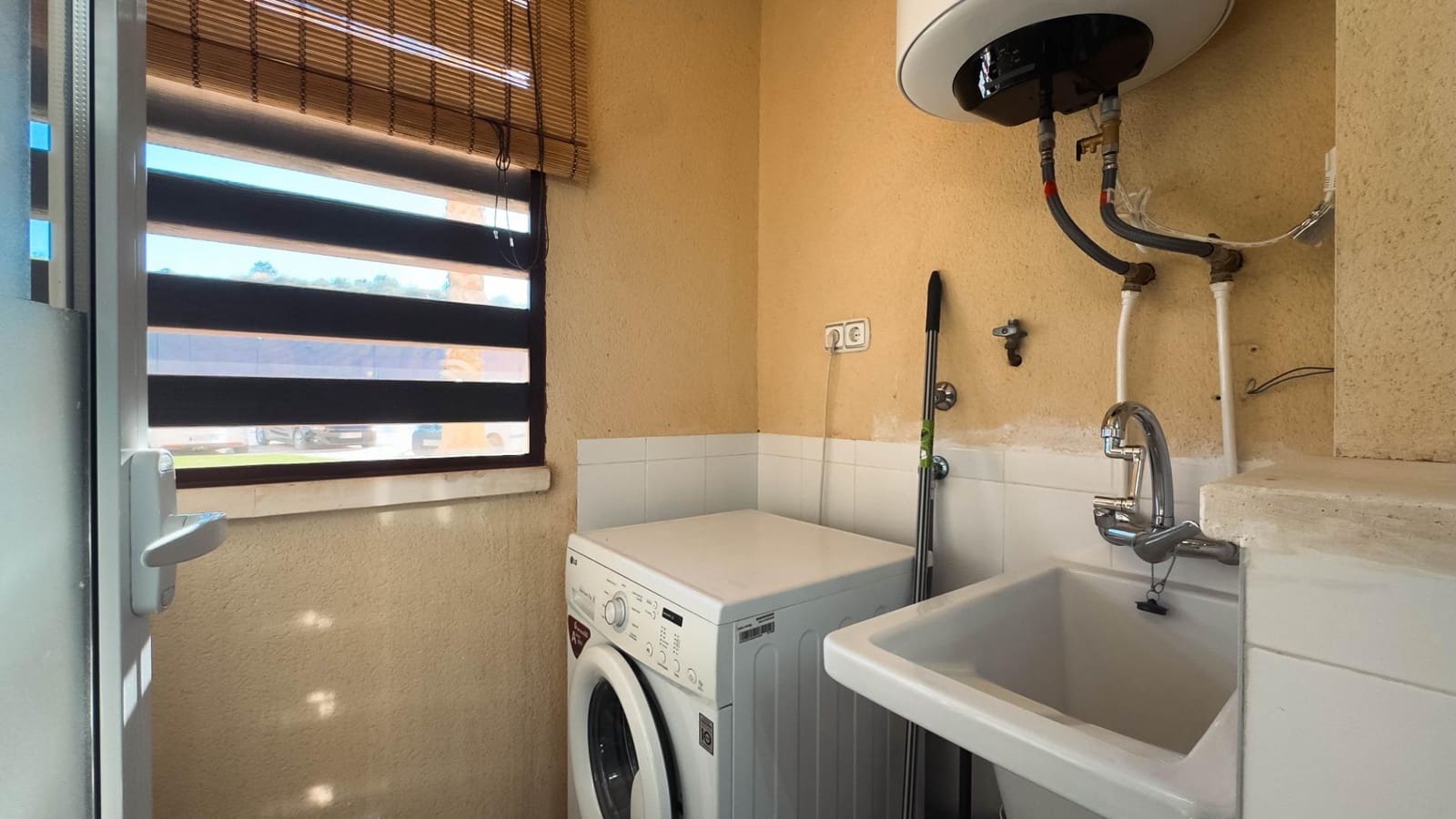 2 soverom Leilighet til salgs i La Tercia med svømmebasseng garasje - € 115 000 (Ref: 9018160)