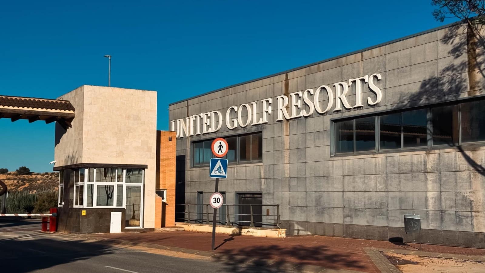 2 soverom Leilighet til salgs i La Tercia med svømmebasseng garasje - € 115 000 (Ref: 9018160)