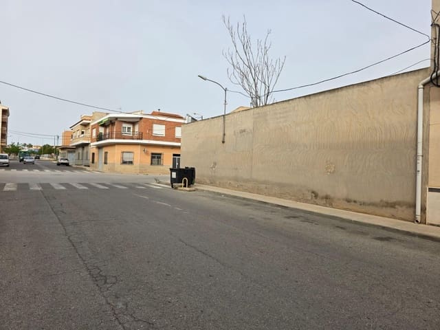 Tontti myytävänä paikassa Monforte del Cid - 200 000 € (Ref: 9020831)