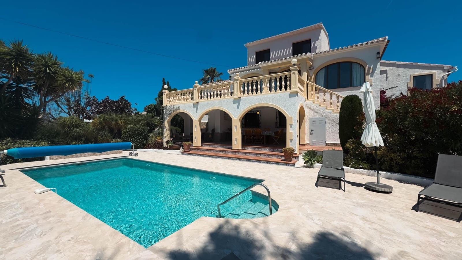 4 soverom Villa til salgs i Javea / Xabia med svømmebasseng garasje - € 1 090 000 (Ref: 9026733)