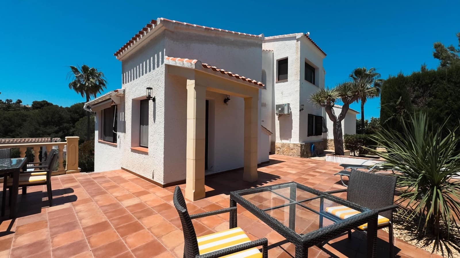4 soverom Villa til salgs i Javea / Xabia med svømmebasseng garasje - € 1 090 000 (Ref: 9026733)