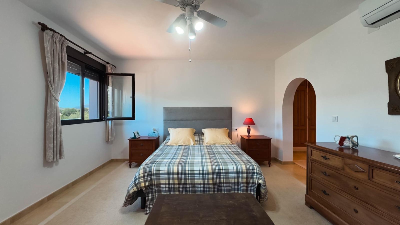 4 soverom Villa til salgs i Javea / Xabia med svømmebasseng garasje - € 1 090 000 (Ref: 9026733)