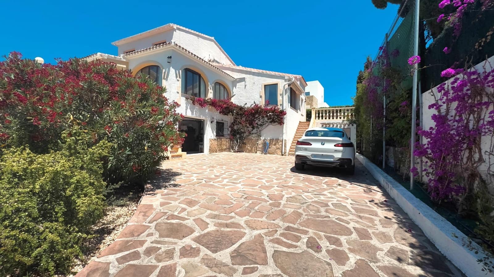 4 bedroom Villa for sale in Javea / Xabia with pool garage - € 1,090,000 (Ref: 9026733)