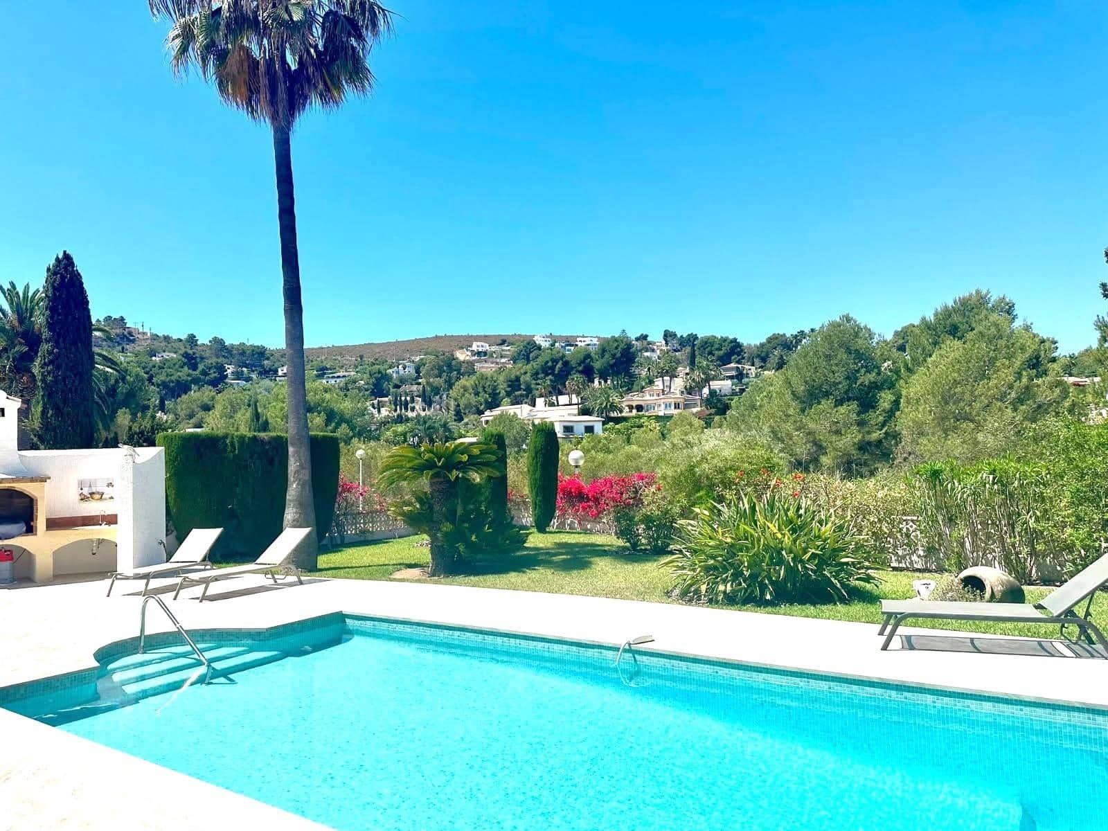 4 bedroom Villa for sale in Javea / Xabia with pool garage - € 1,090,000 (Ref: 9026733)