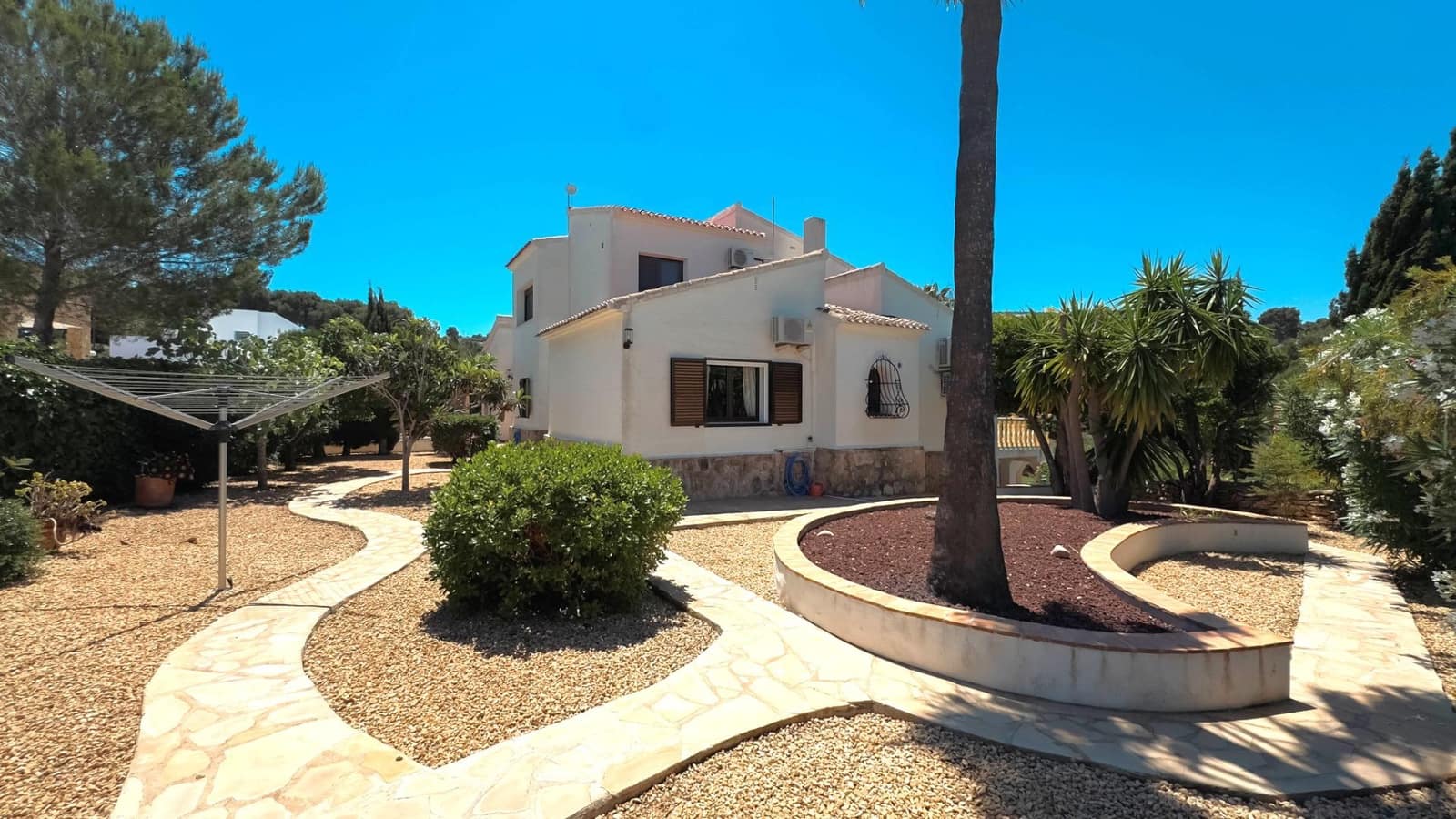 4 bedroom Villa for sale in Javea / Xabia with pool garage - € 1,090,000 (Ref: 9026733)