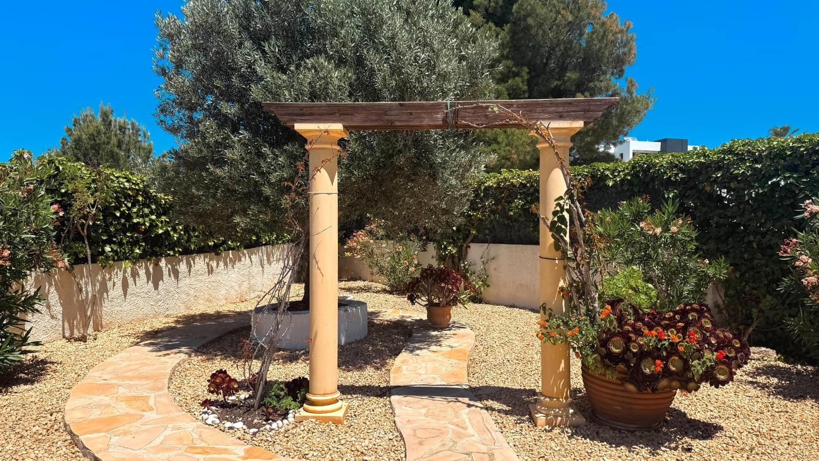 4 bedroom Villa for sale in Javea / Xabia with pool garage - € 1,090,000 (Ref: 9026733)