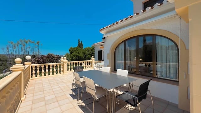 4 soveværelse Villa til salg i Javea / Xàbia med swimmingpool garage - € 1.090.000 (Ref: 9026733)