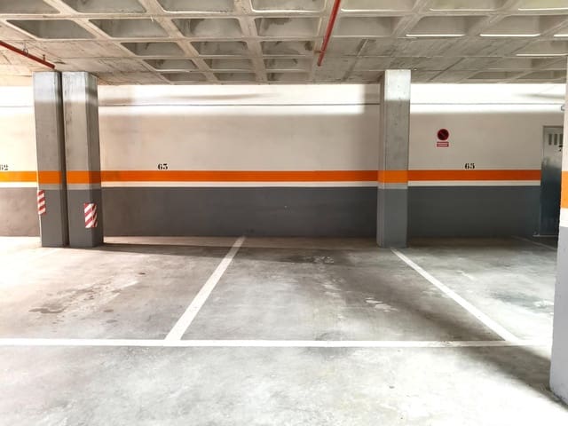 Garage til salg i Alicante Golf, Alicante by - € 23.900 (Ref: 9031357)