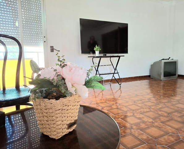 4 bedroom Townhouse for sale in Novelda with garage - € 217,000 (Ref: 9065104)