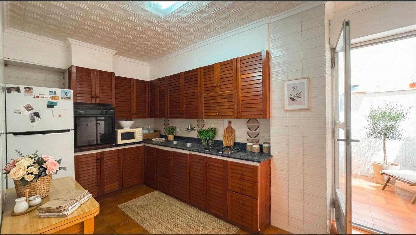 4 soveværelse Byhus til salg i Novelda med garage - € 217.000 (Ref: 9065104)
