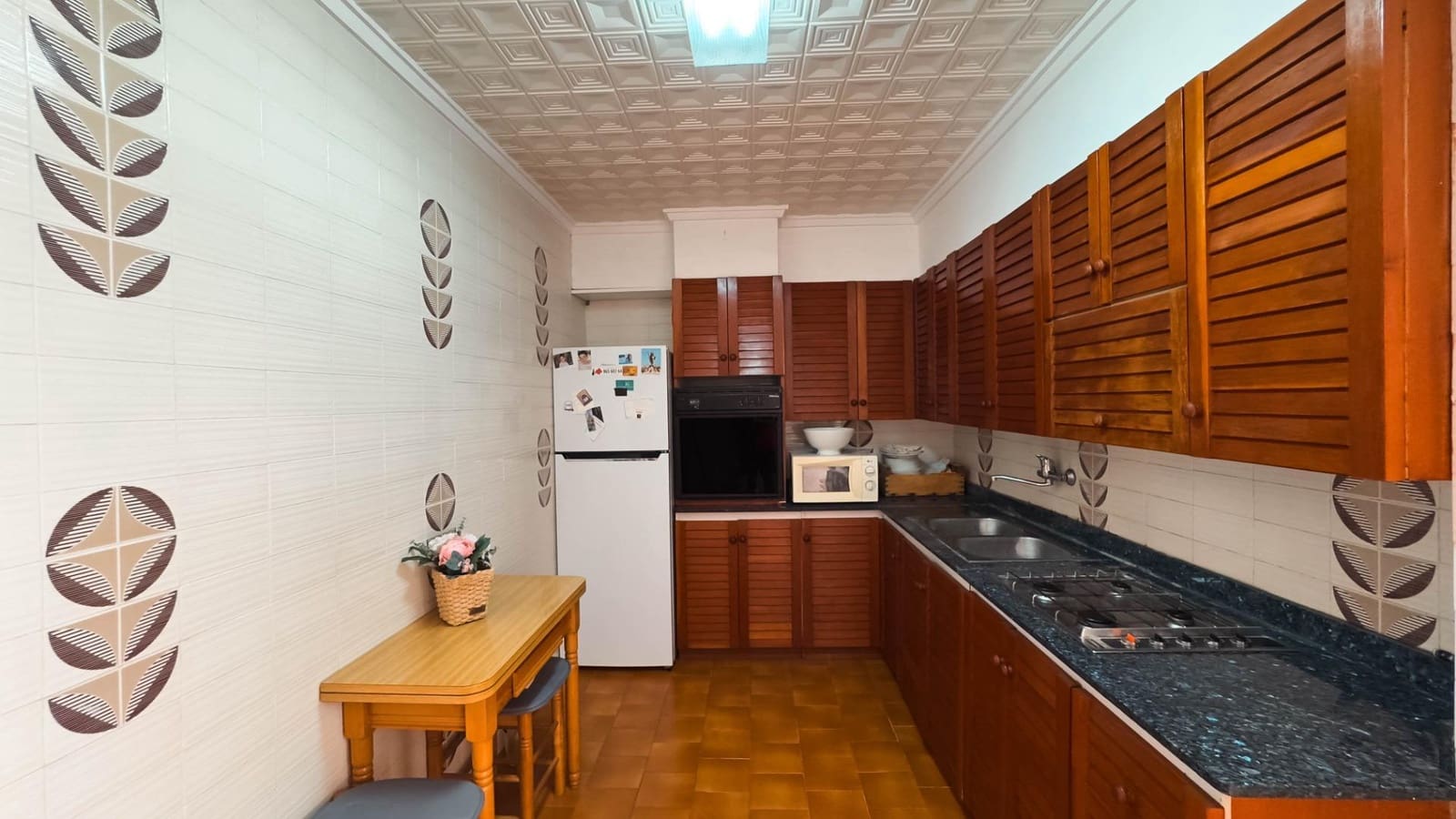 4 soveværelse Byhus til salg i Novelda med garage - € 217.000 (Ref: 9065104)