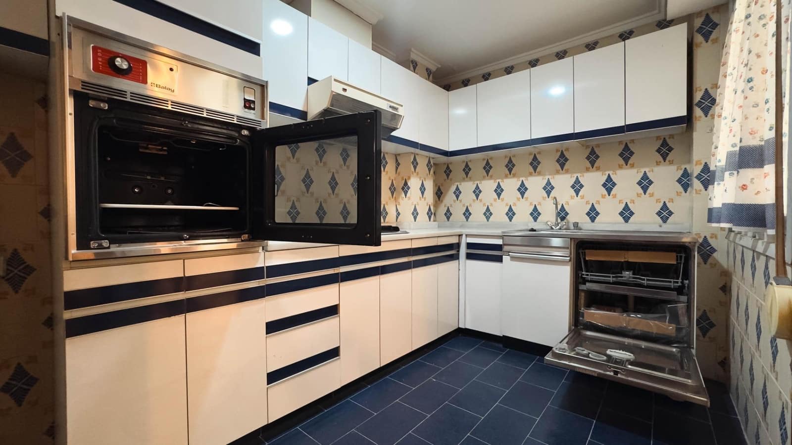 4 soveværelse Lejlighed til salg i Elche / Elx - € 174.900 (Ref: 9073275)