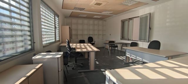 Virksomhed til leje i Daya Nueva - € 3.500 (Ref: 9073282)