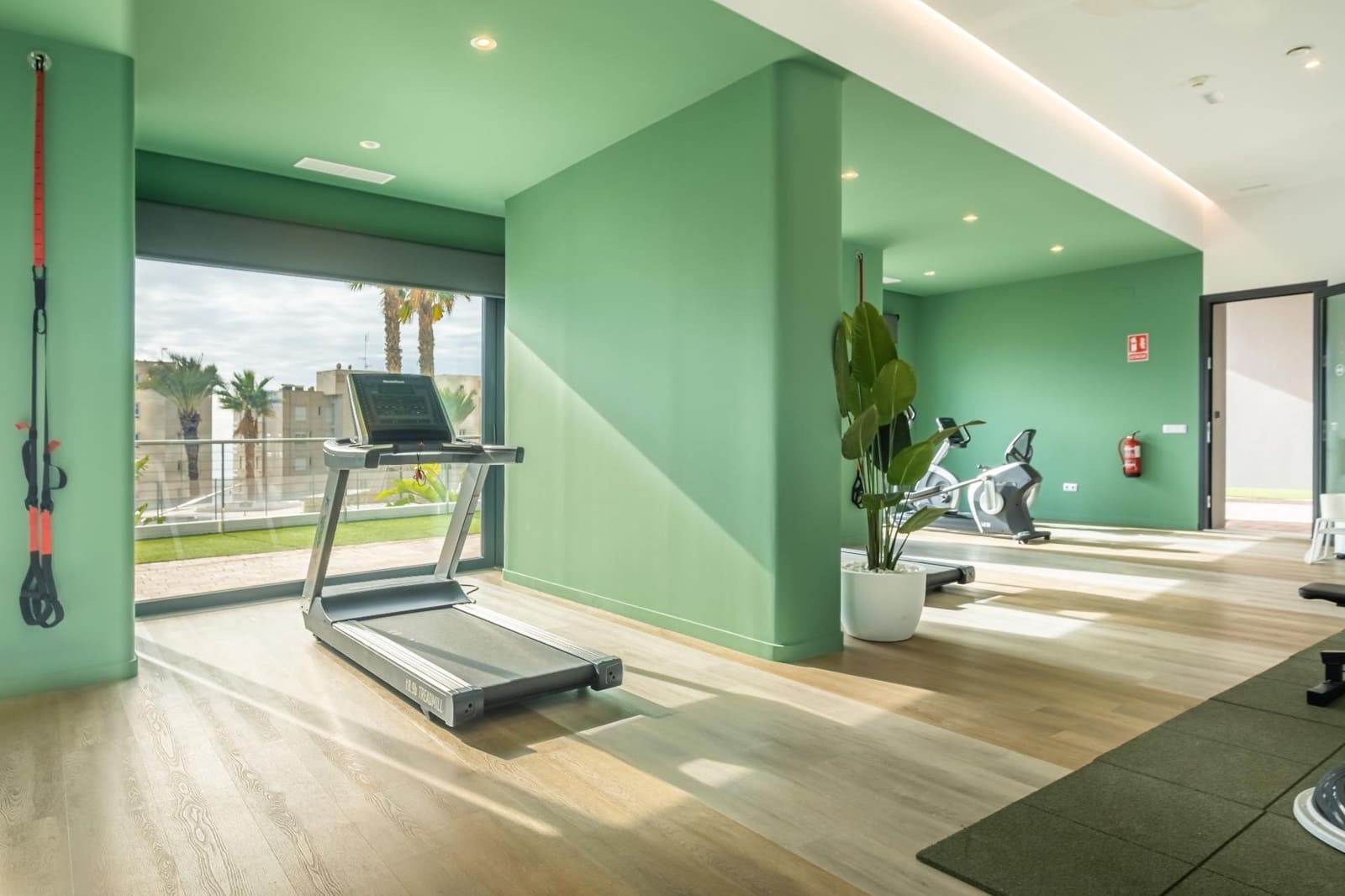 2 slaapkamer Appartement te koop in Benidorm met zwembad - € 595.000 (Ref: 9078197)