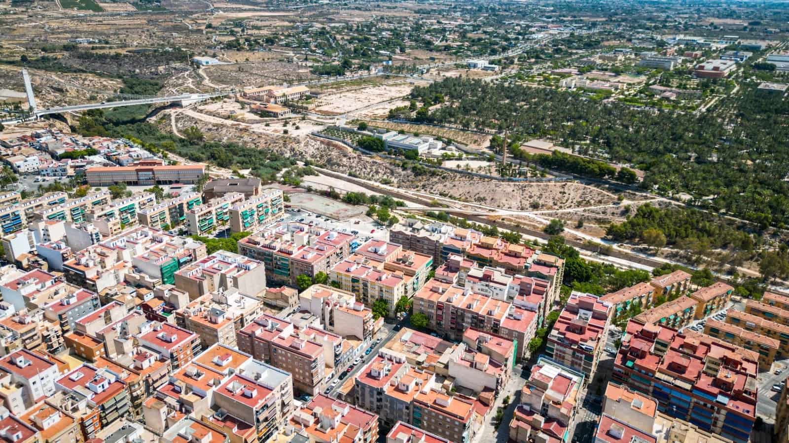 Kommersiell til salgs i Elche / Elx - € 48 000 (Ref: 9081414)