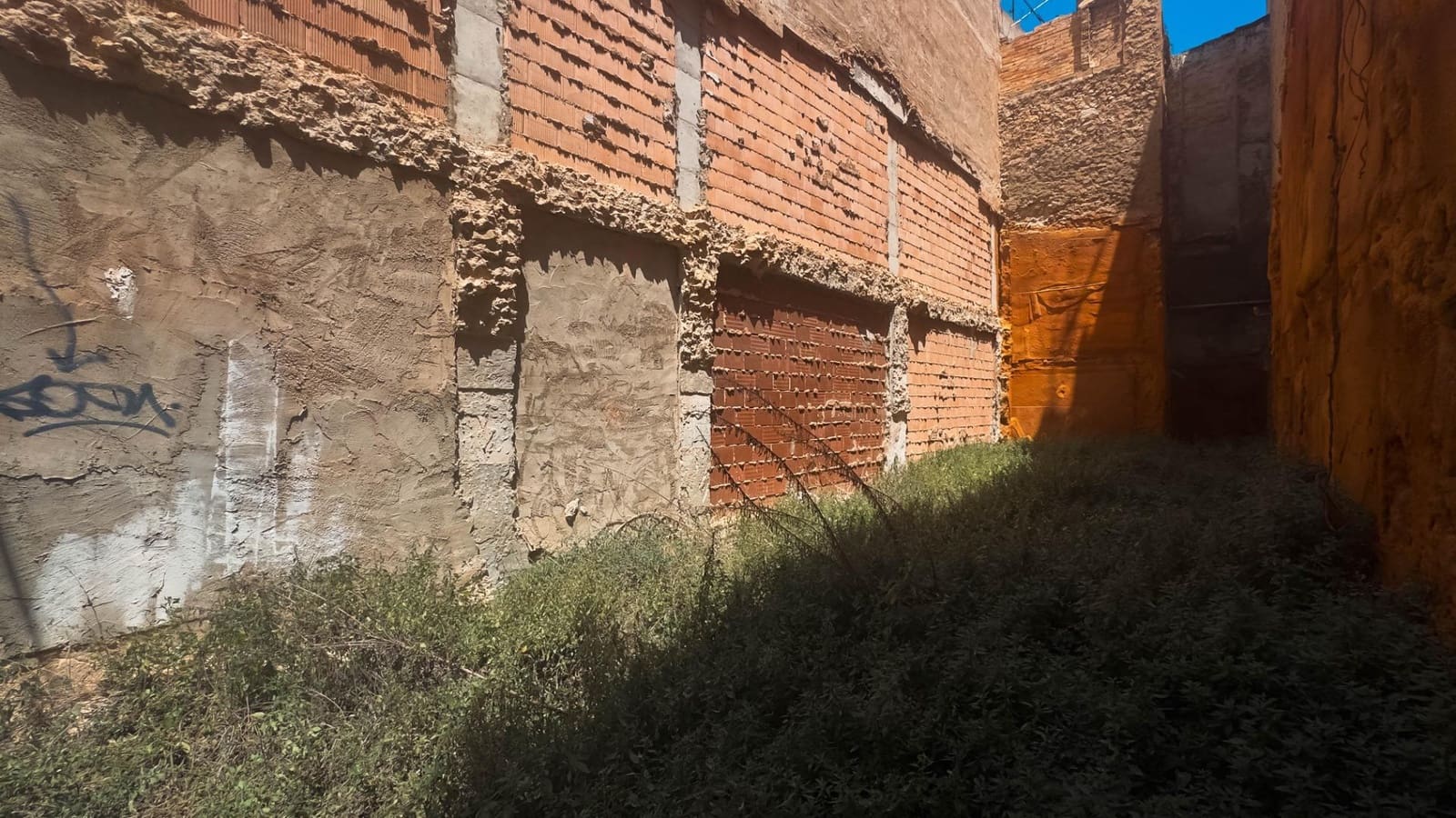 Building Plot for sale in Alicante / Alacant city - € 120,000 (Ref: 9089689)