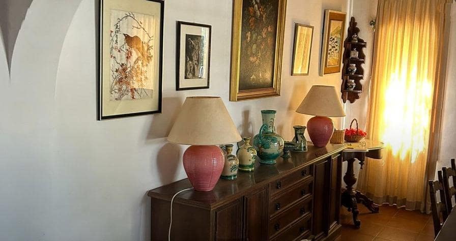 Villa til salgs i Moraira med svømmebasseng garasje - € 735 000 (Ref: 9099021)