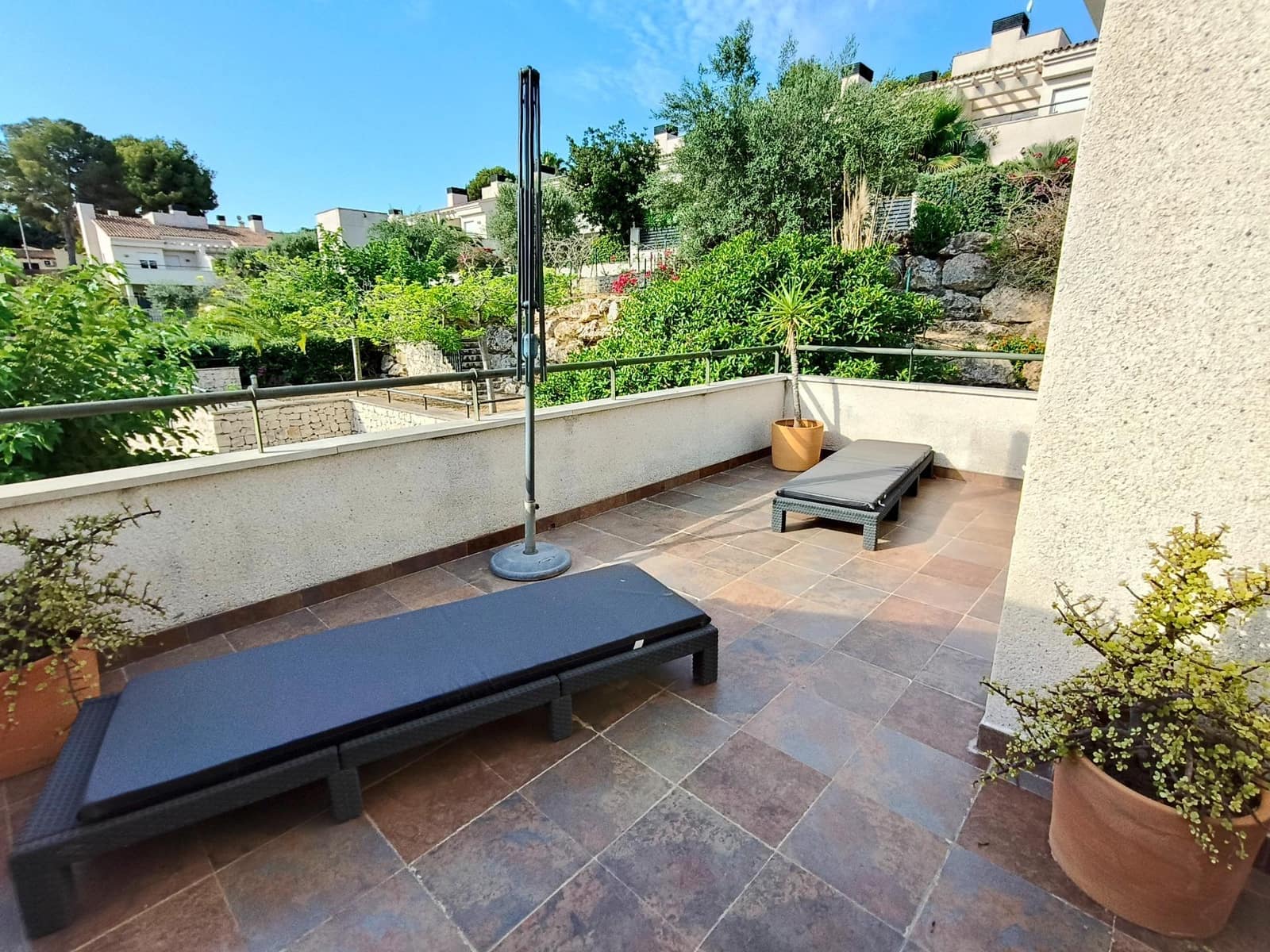 4 soveværelse Rækkehus til salg i Moraira med swimmingpool - € 499.000 (Ref: 9103091)