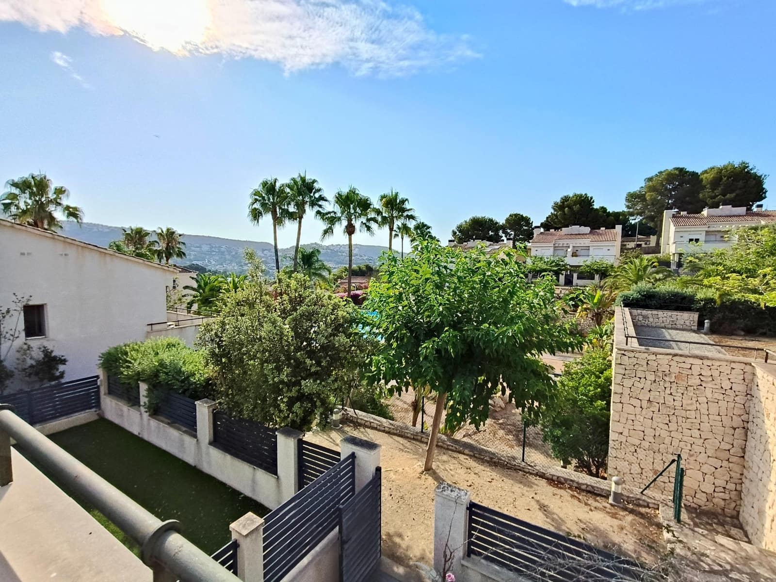 4 Zimmer Reihenhaus zu verkaufen in Moraira mit Pool - 499.000 € (Ref: 9103091)