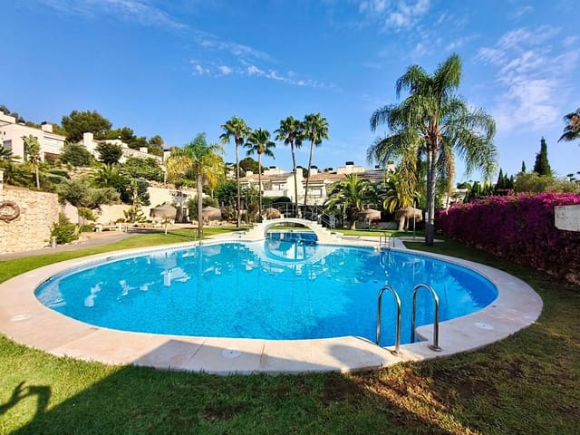 4 bedroom Terraced Villa for sale in Moraira, Teulada-Moraira with pool - € 499,000 (Ref: 9103091)
