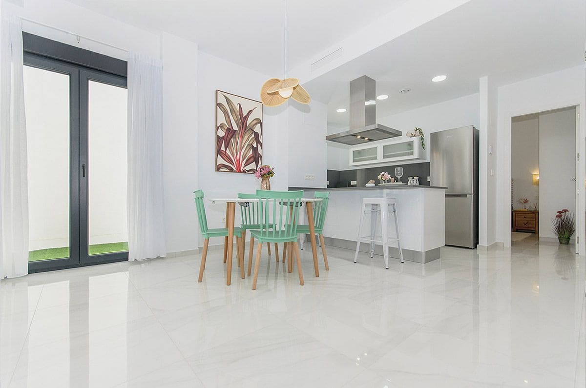 3 makuuhuone Huvila myytävänä paikassa Orihuela - 389 000 € (Ref: 9104569)