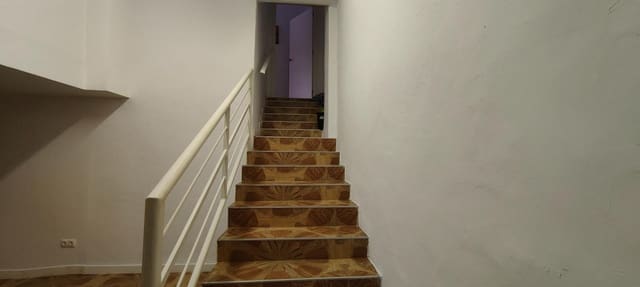 Commerciale in vendita in Elche / Elx - 49.900 € (Rif: 9106436)