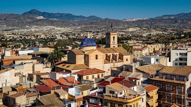 4 soveværelse Finca/Landehus til salg i Abanilla med garage - € 149.900 (Ref: 9108592)