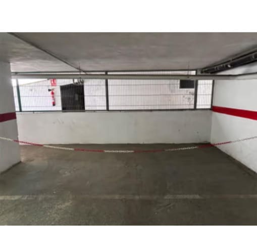 Garage til salg i Benidorm - € 21.000 (Ref: 9134339)