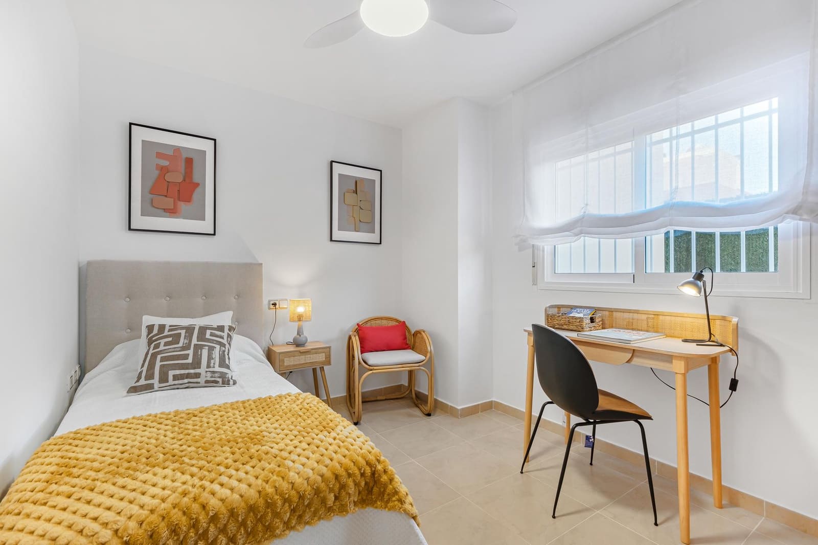 2 soverom Leilighet til salgs i Orihuela Costa med svømmebasseng garasje - € 187 500 (Ref: 9134399)