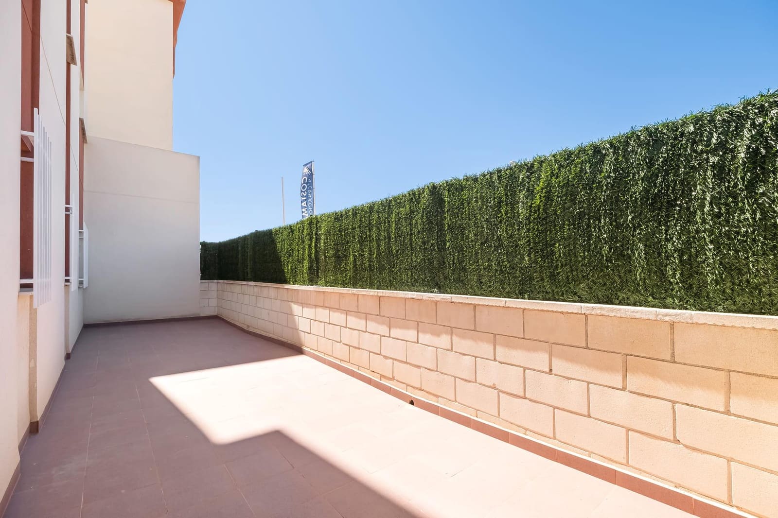 2 soverom Leilighet til salgs i Orihuela Costa med svømmebasseng garasje - € 187 500 (Ref: 9134399)