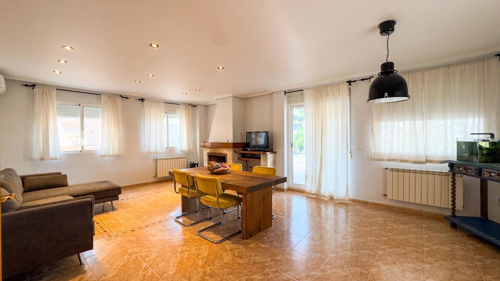 5 soverom Villa til salgs i Elche / Elx med svømmebasseng garasje - € 540 000 (Ref: 9142796)