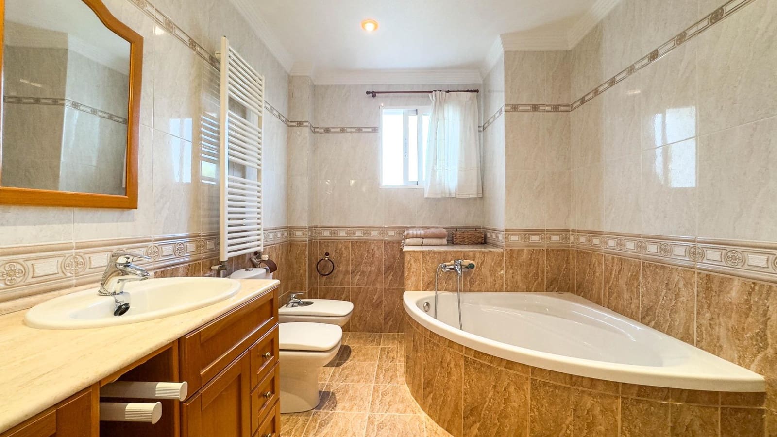 5 soverom Villa til salgs i Elche / Elx med svømmebasseng garasje - € 540 000 (Ref: 9142796)