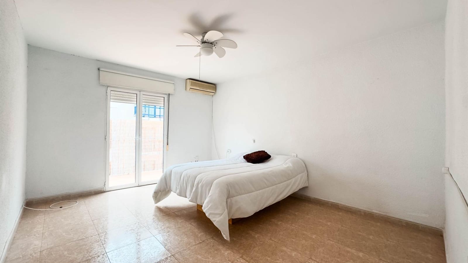 3 slaapkamer Flat te koop in Alicante stad - € 225.000 (Ref: 9151841)