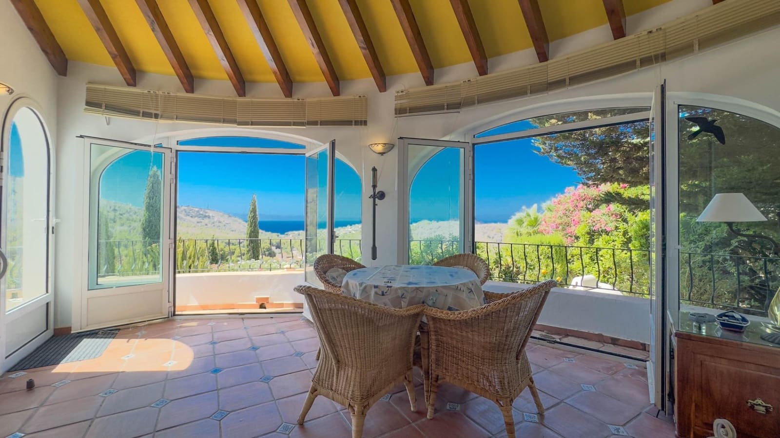 Chalet de 3 habitaciones en Moraira en venta con garaje - 629.000 € (Ref: 9153853)