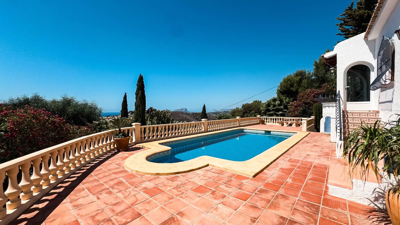 Chalet de 3 habitaciones en Moraira en venta con garaje - 629.000 € (Ref: 9153853)