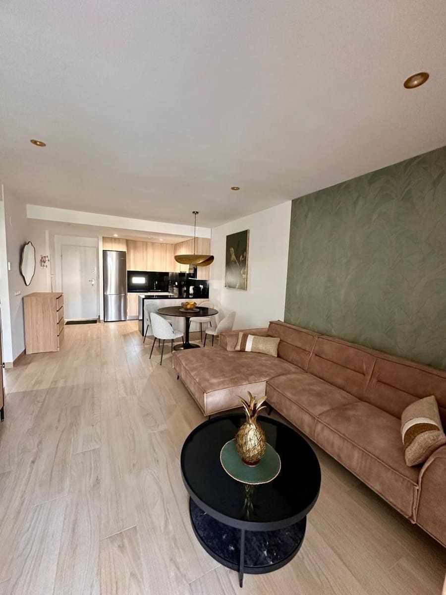 2 sovrum Lägenhet att hyra i Finestrat med pool garage - 1 830 € (Ref: 9159381)